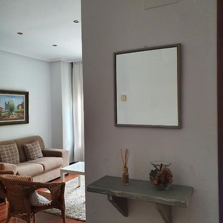 Casco Historico- Vivienda De 2 Habitaciones Con Parking Oviedo Ngoại thất bức ảnh